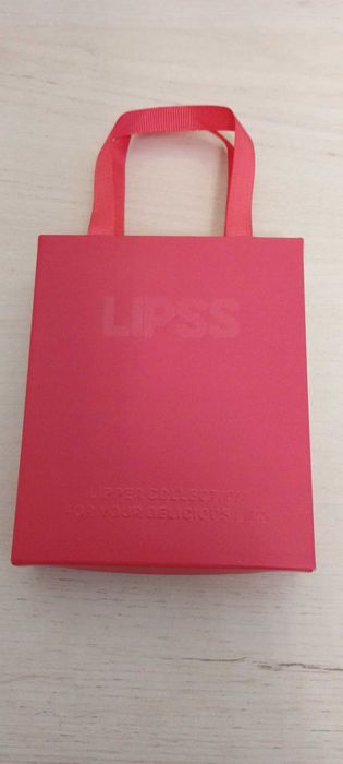 Набір lipss 4 шт новий в подарунковій упаковці