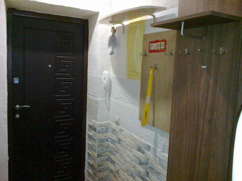 ЗДАМ красиву 2 Кім.Кв(Сучас.РЕМОНТ)Меблі,Пральна,Холодильк)Світло 24-7