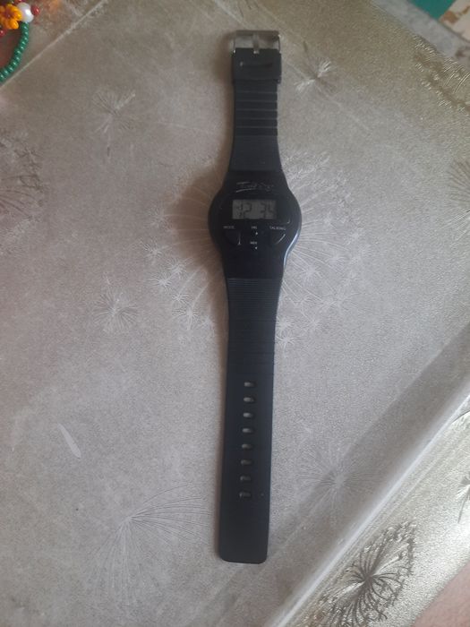 Часы говорящие с кукушкой.