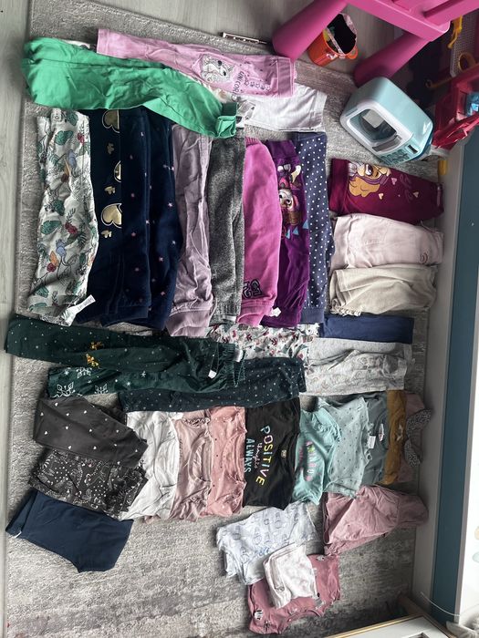 Tanio paka ok 70 szt. Rozm. 98-104