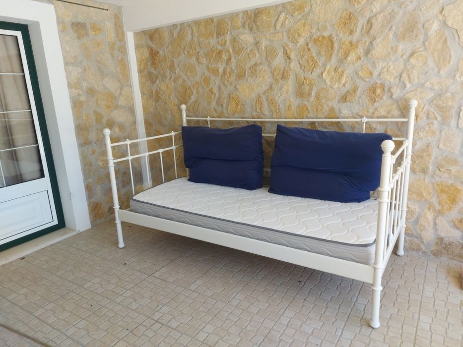 Cama/sofa de ferro
