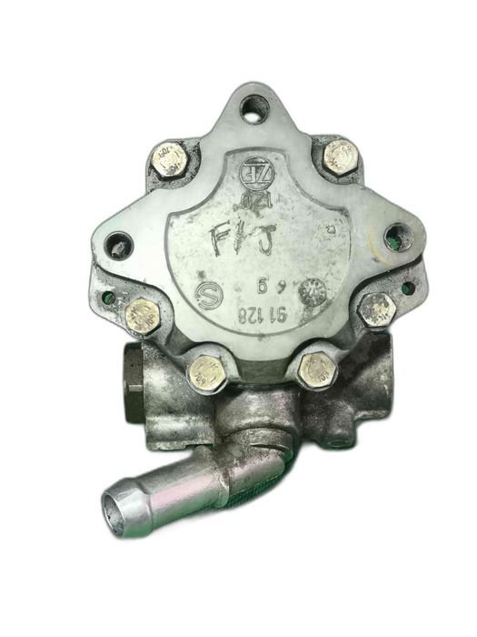 Bomba de Direçao Assistida AUDI A4 B8