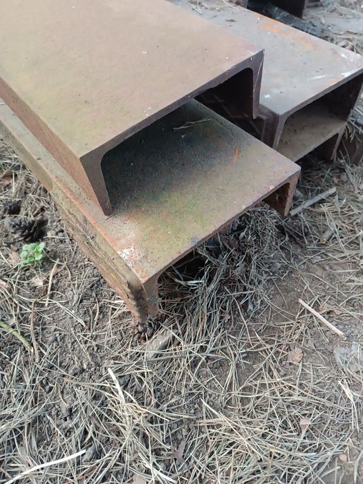 Ceownik stalowy 200/75