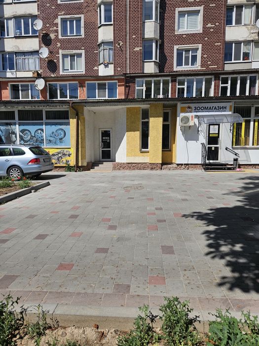 Оренда приміщення власник Злуки 35
