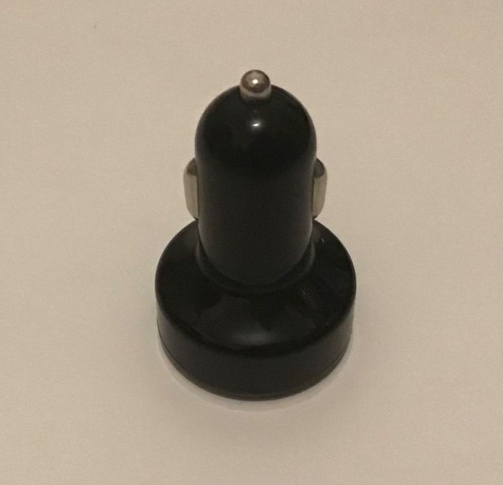 Carregador de isqueiro com 4 entradas