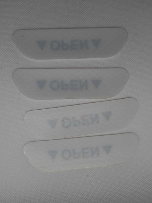 Світловідбиваючі наліпки на двері машини светоотражающие наклейки авто