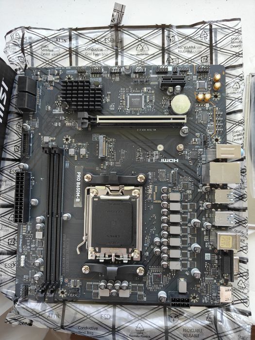 Материнська плата Msi b650m-b am5