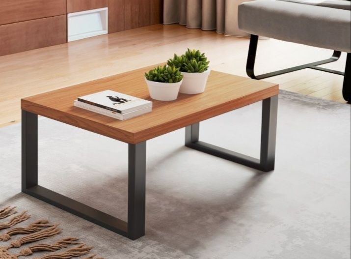 Mesa de centro em madeira