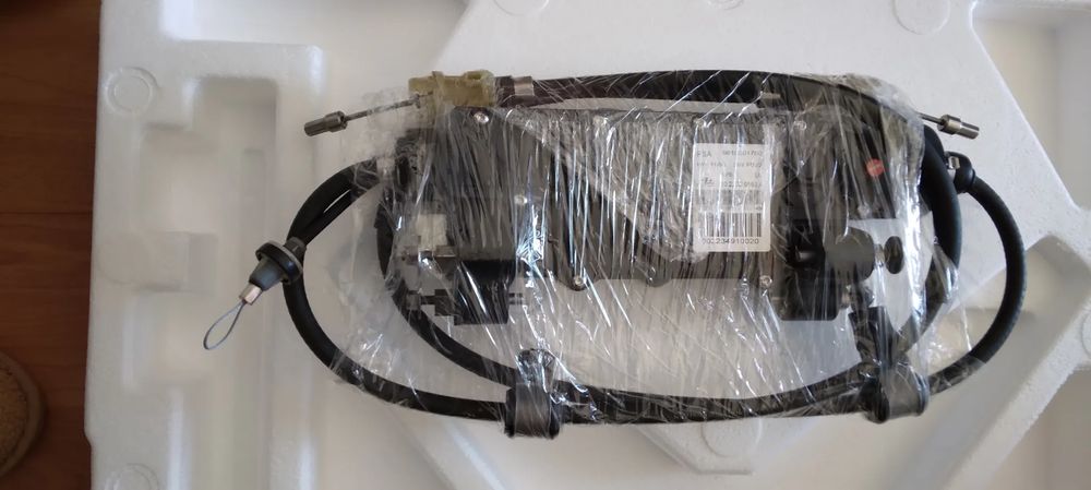 Travão de mão eléctrica  para Peugeot 508 e Citroën C5. NOVO