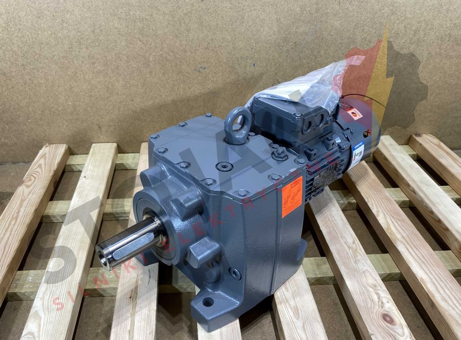 motoreduktor / przekładnia 0,75kW 13,9obr. 3fazowy HAMULEC Lenze