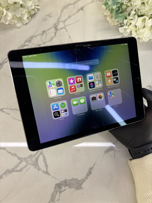 Уцінка! iPad Air-2 64GB 90%АКБ Space Gray (Магазин Гарантія)