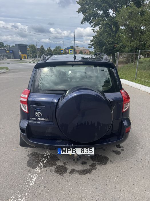 Продам Toyota RAV4