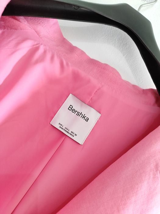 damska różowa lniana marynarka oversize Bershka