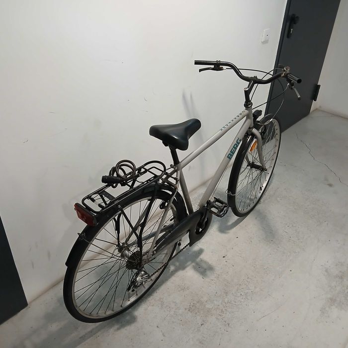 Bicicleta Berg 28" in very good state
