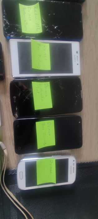 Sprzedam zestaw Smartfonow ,telefony 15 sztuk