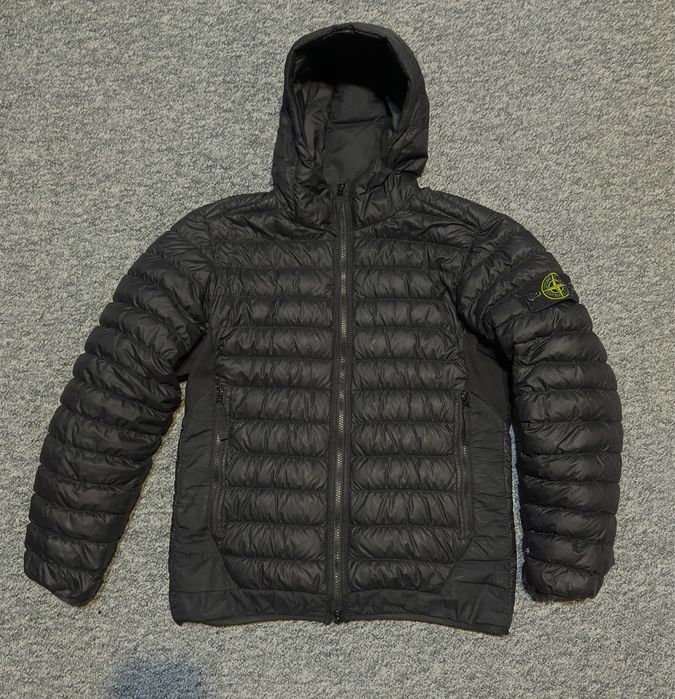 Мікро Пухова курточка stone island оригінал як нова