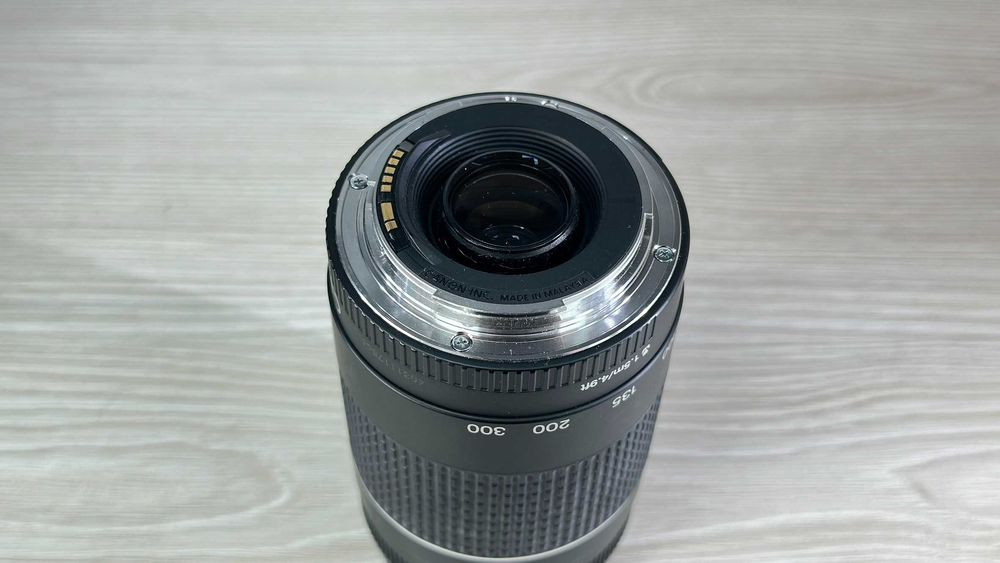 Obiektyw CANON EF 75-300mm 1:4 - 5.6