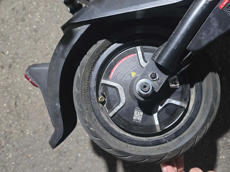 Електросамокат NIU KICK SCOOTER KQi3 Pro