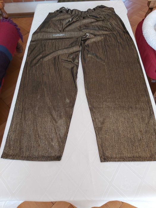 Karnawał! Okazja! Spodnie w kolorze złotym.