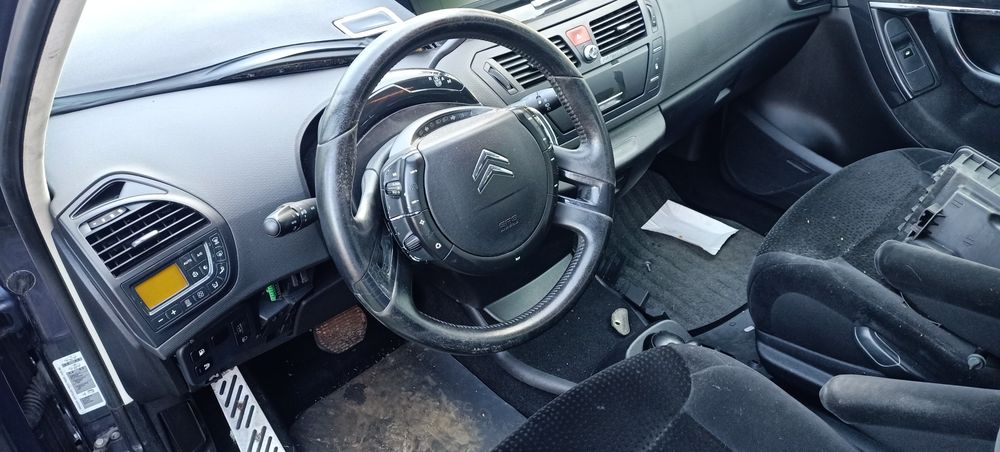 Citroen C4 Picasso 1.6HDI  7 miejsc Części