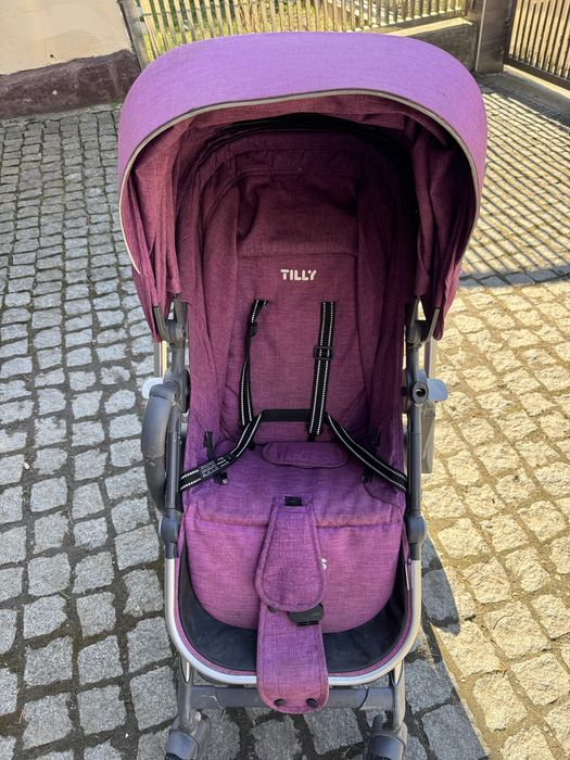 Коляска прогулочна. Стан хороший.