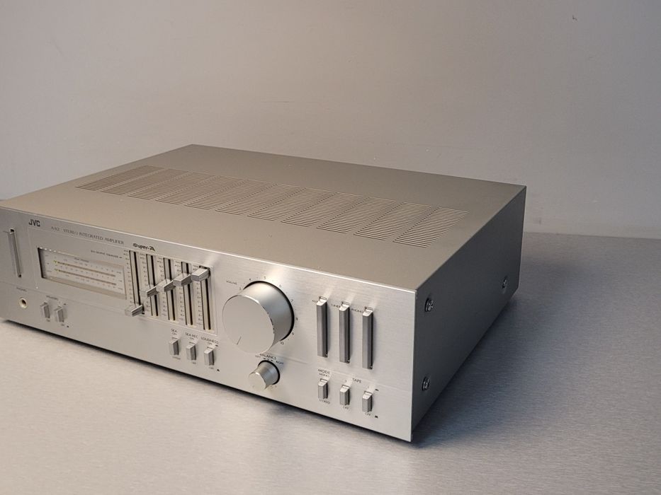 JVC A-X2 – wzmacniacz stereo Super-A z korektorem, Srebrny, Equalizer