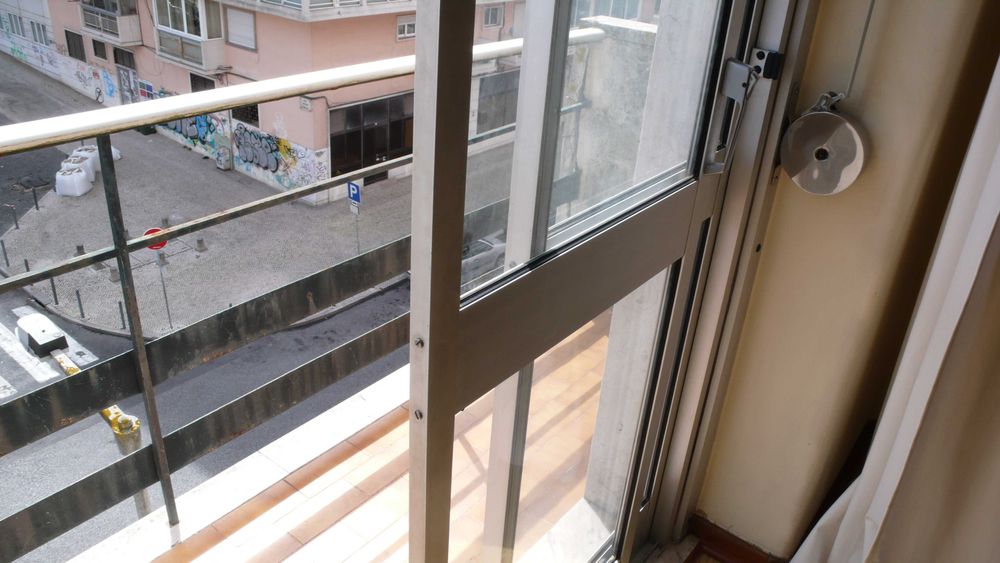 Alugo quarto em Alvalade