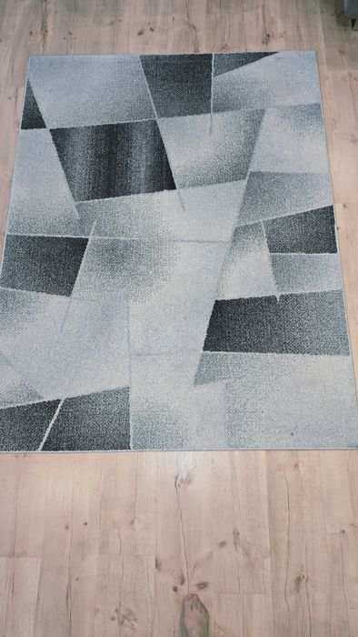 Sprzedam Dywan 187x140