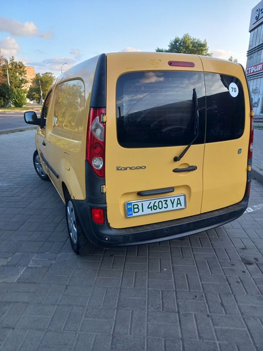 Продам Renault kango ZE 2012