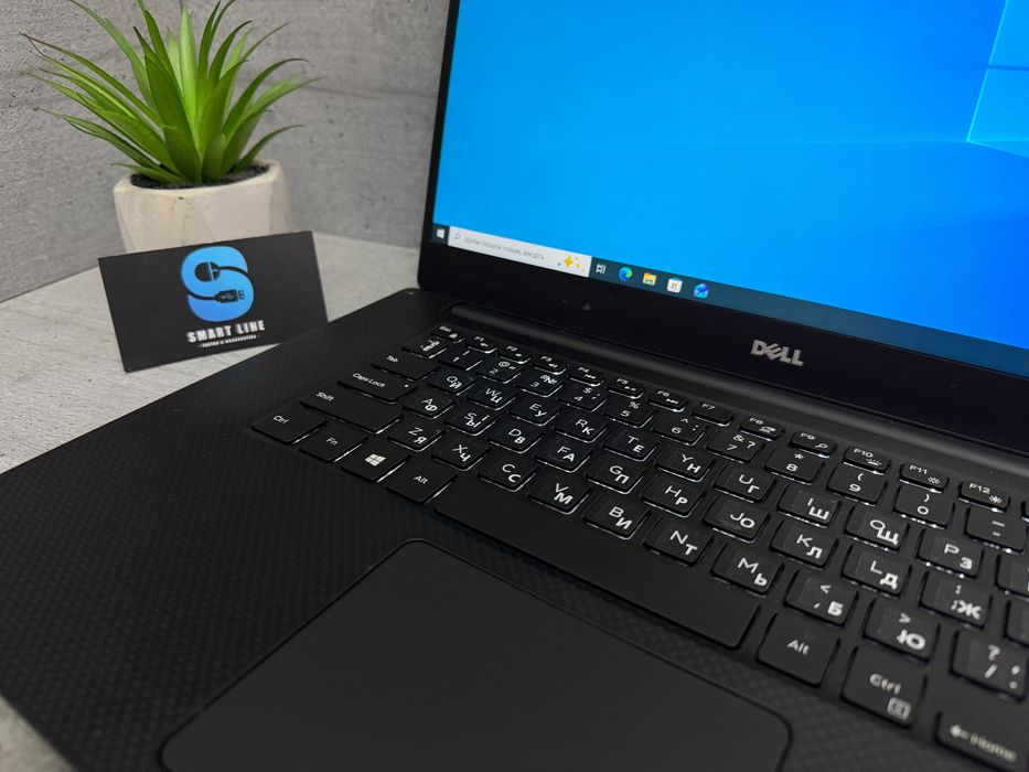 Стильний ноутбук Dell Xps 15 9560/i7-7700HQ/Nvidia/16gb ddr4/512gb ssd