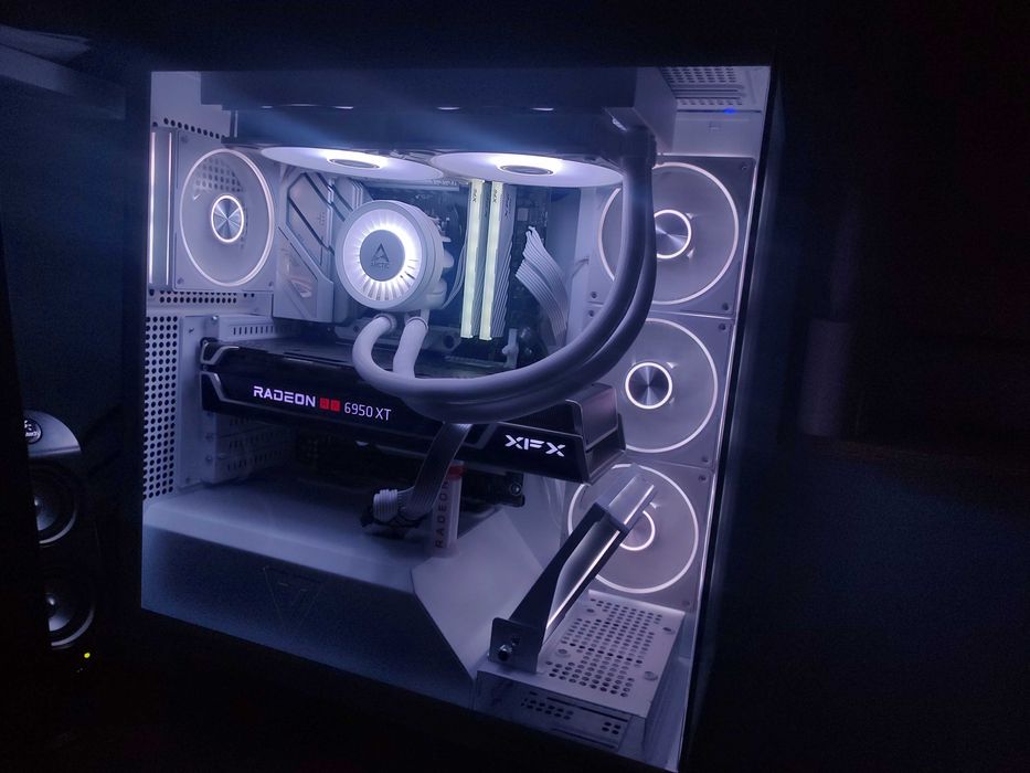 Komputer Gamingowy Ryzen 7700, AMD RX6950xt, DDR5 32GB 6000Mhz Gw