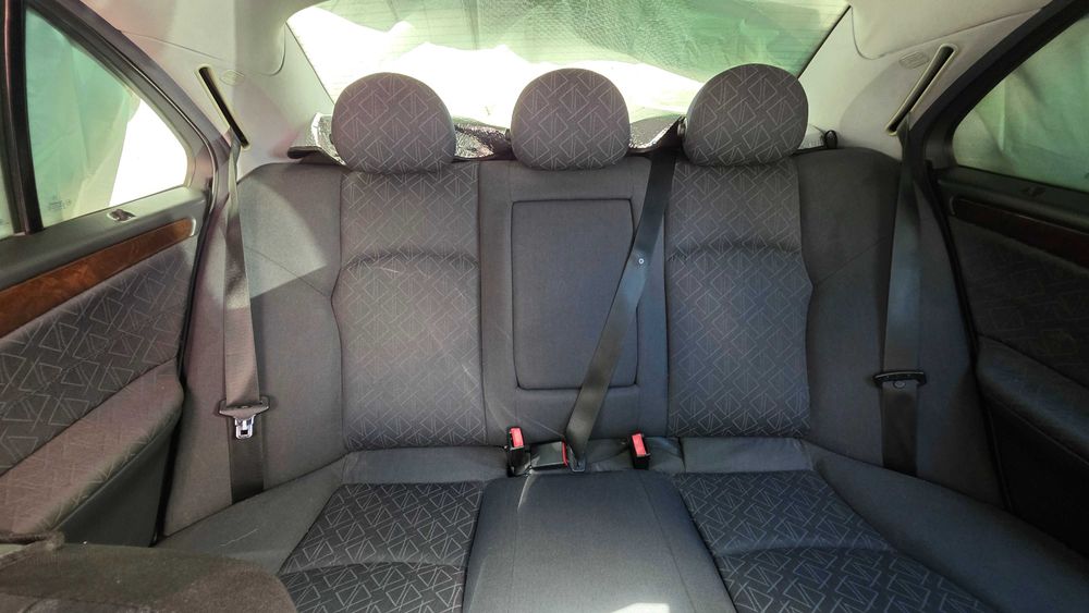 Mercedes-Benz C270 Ano 2002