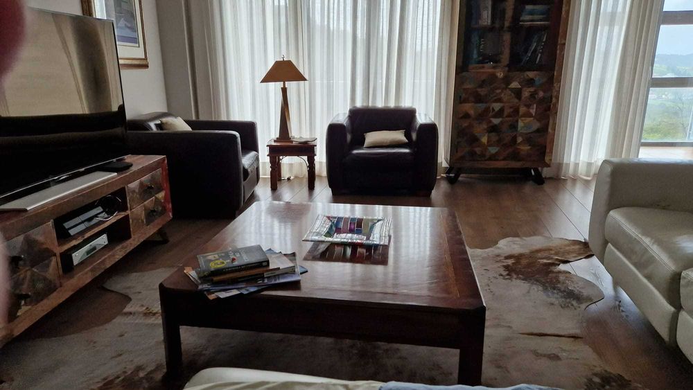Mesa centro em Cerejeira