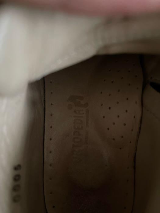 Buty dla chłopca.