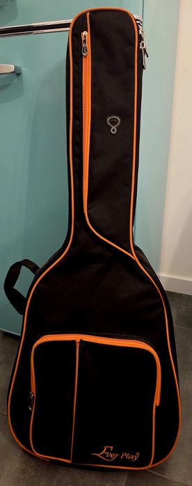 Gitara elektroakuatycznaTakamine G260C-BK