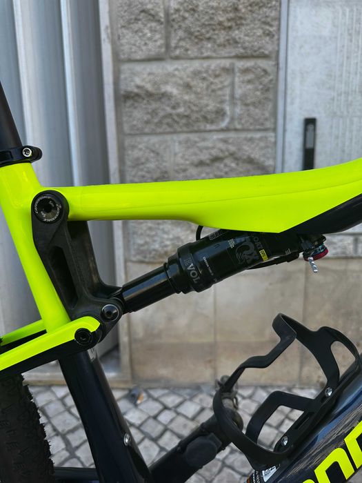 Scalpel Si Carbon 2