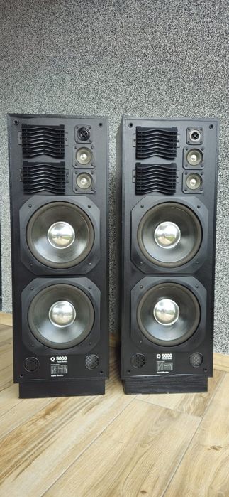 Wzmacniacz Yamaha + kolumny 2 szt Universum lautsprecherbox 500 watt.