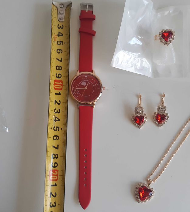 Conj. Coração Vermelho Relógio Pulso Novo Senhora + Fio Anel Brincos