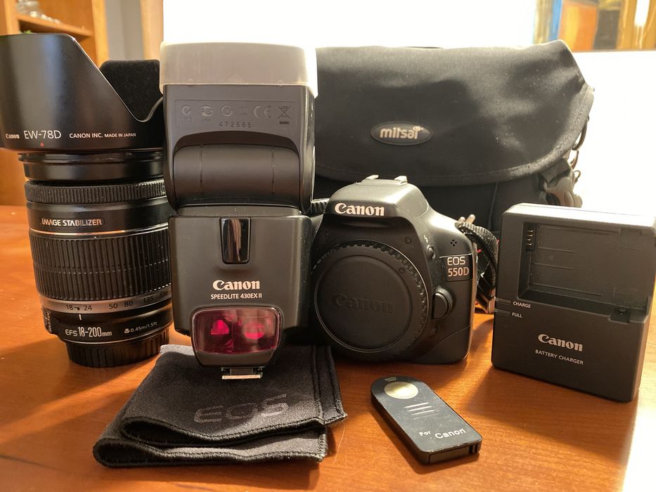 Canon 550D + acessorios