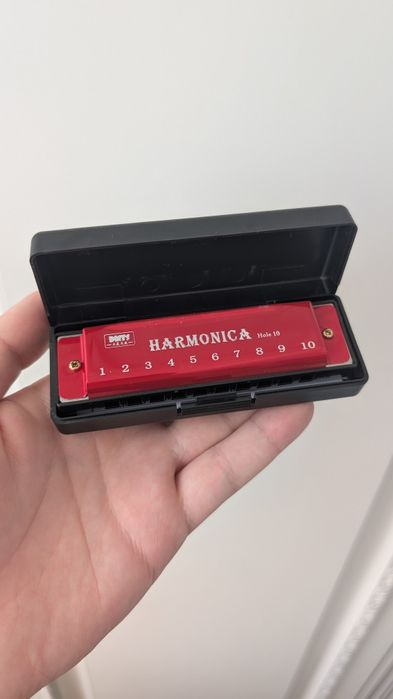 Красная губная гармошка harmonica red в коробке музыка гармоника