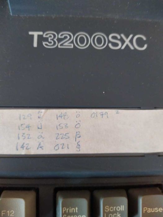 Laptop retro Toshiba T3200SXC