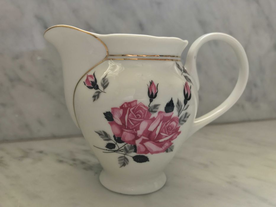 Lindissimo serviço de café Vista Alegre