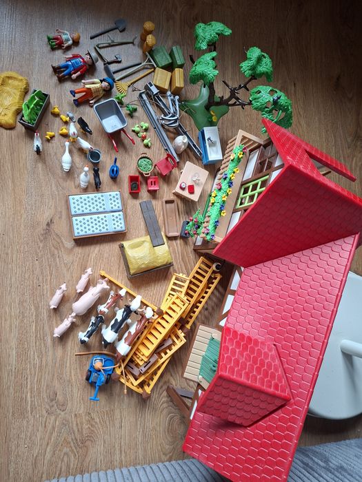 Playmobil country duże gospodarstwo rolne 6120