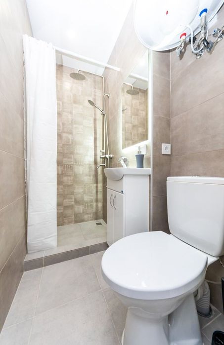 Вільна! Подобово квартира, Варшавський, Виноградар, Ретровіль, 1 родом