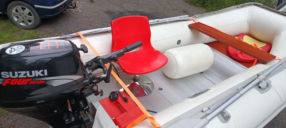 Zestaw ponton Suzumar + silnik Suzuki 15 HP + wózek