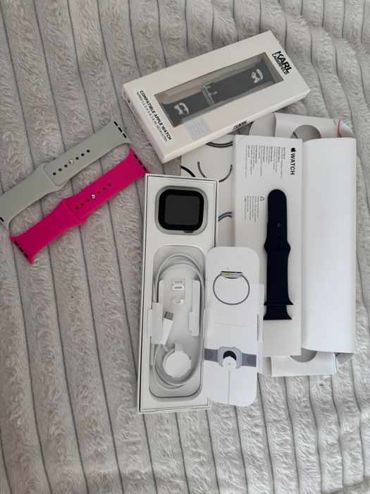 Apple Watch SE (Gen 2)  44mm