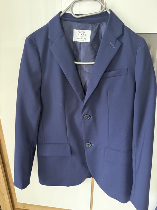 Garnitur 152 cm Zara