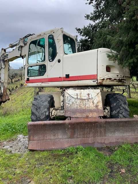 escavadora de rodas Volvo