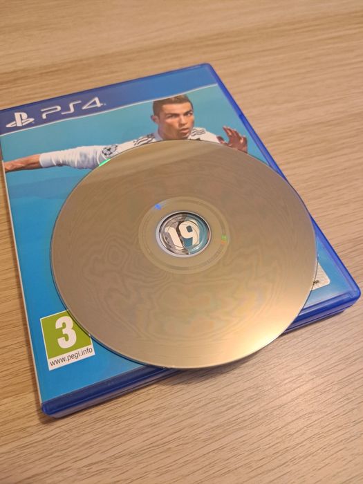 Jogo FIFA 19 Playstation 4 PS4
