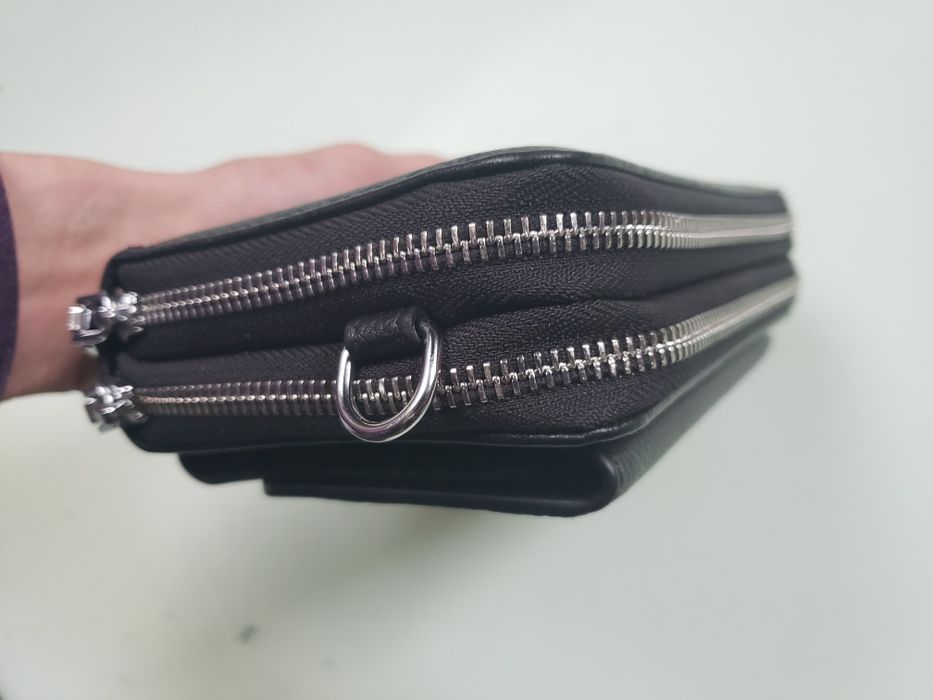 Продам барсетку кожа